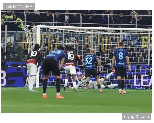 评论：中下游球队普遍采用五后卫体系，折射出英超强弱队间战术风格的鸿沟。